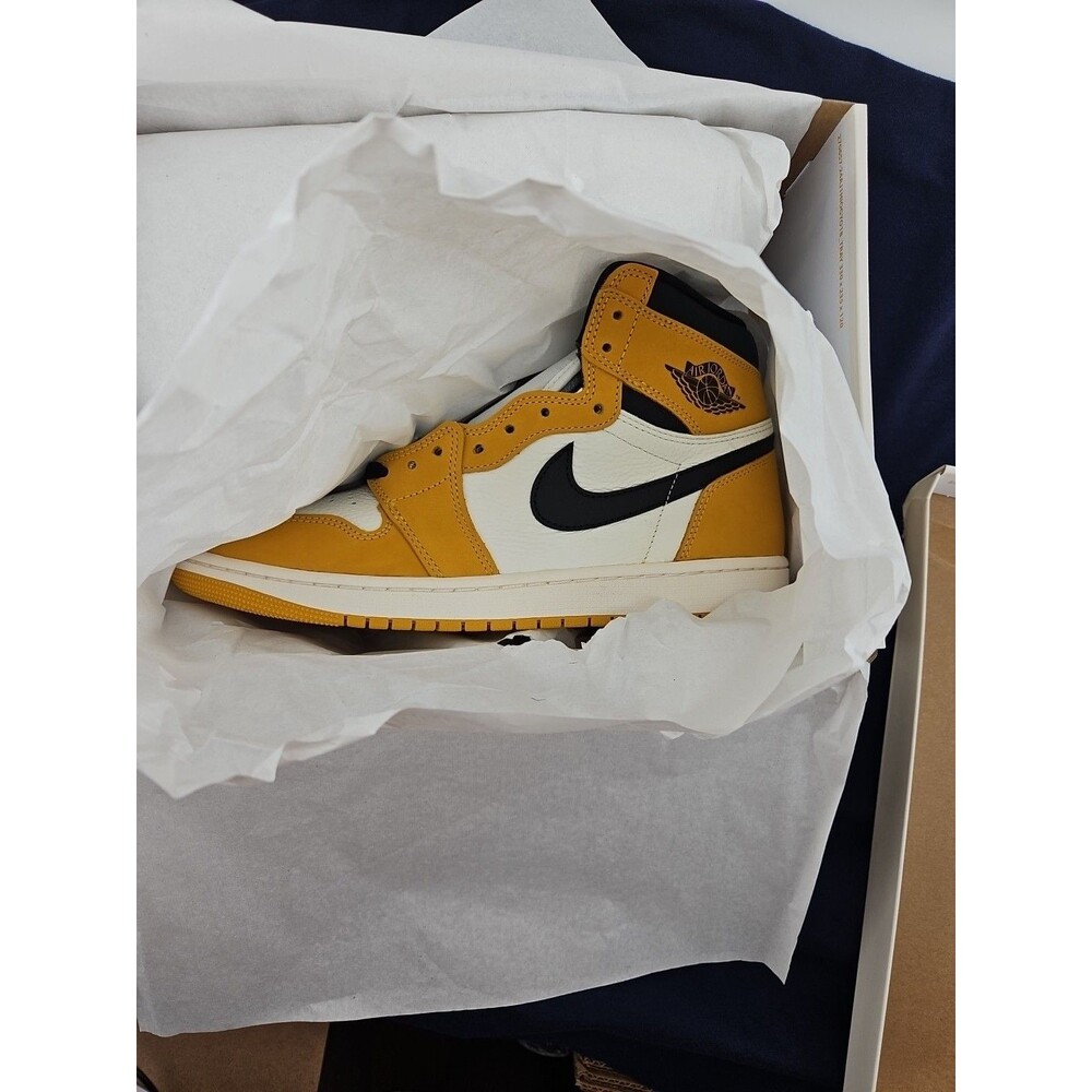 Size 10.5 - Air Jordan 1 Retro OG High Yellow Ochre with Box